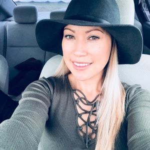 Meet your Posher, Zule